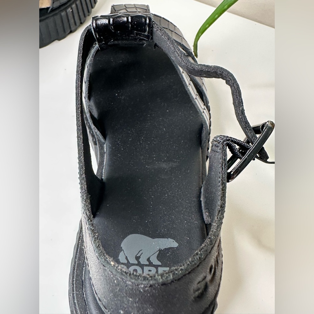 SOREL ONA Streetworks Fisherman Mid Sandal | Black Croc Embossed | Women’s 8 New - Picture 8 of 13